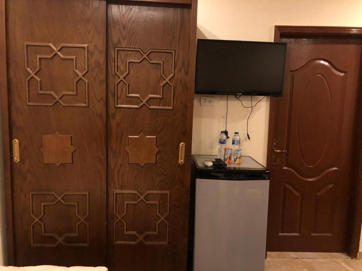 Full Pyramids View Apartment With Balcony For 8 P Kafrat al Jabal Экстерьер фото