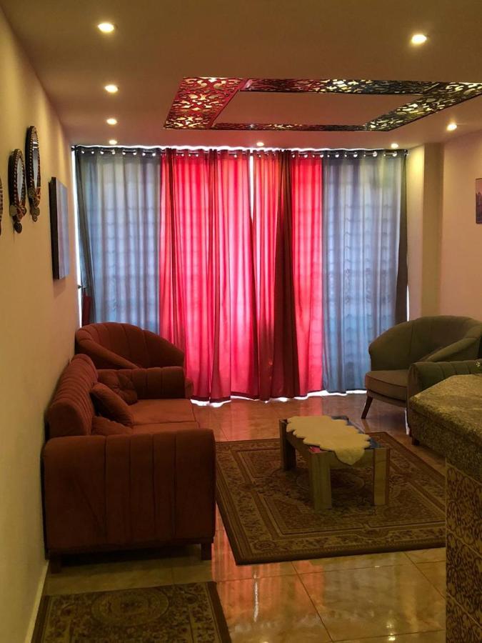 Full Pyramids View Apartment With Balcony For 8 P Kafrat al Jabal Экстерьер фото