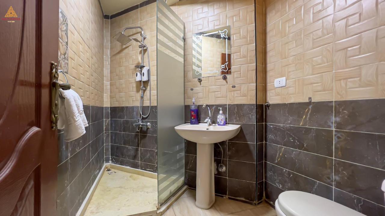 Full Pyramids View Apartment With Balcony For 8 P Kafrat al Jabal Экстерьер фото